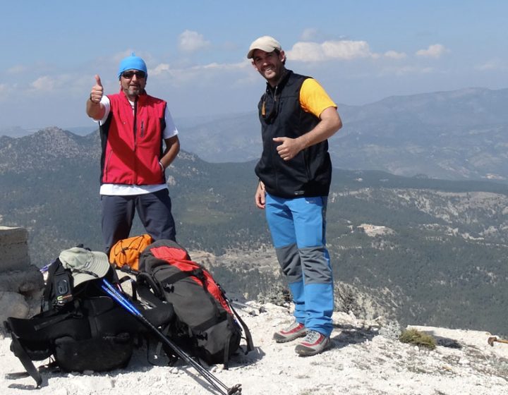 Juan, Vicente y Luís en la cumbre del Buitre