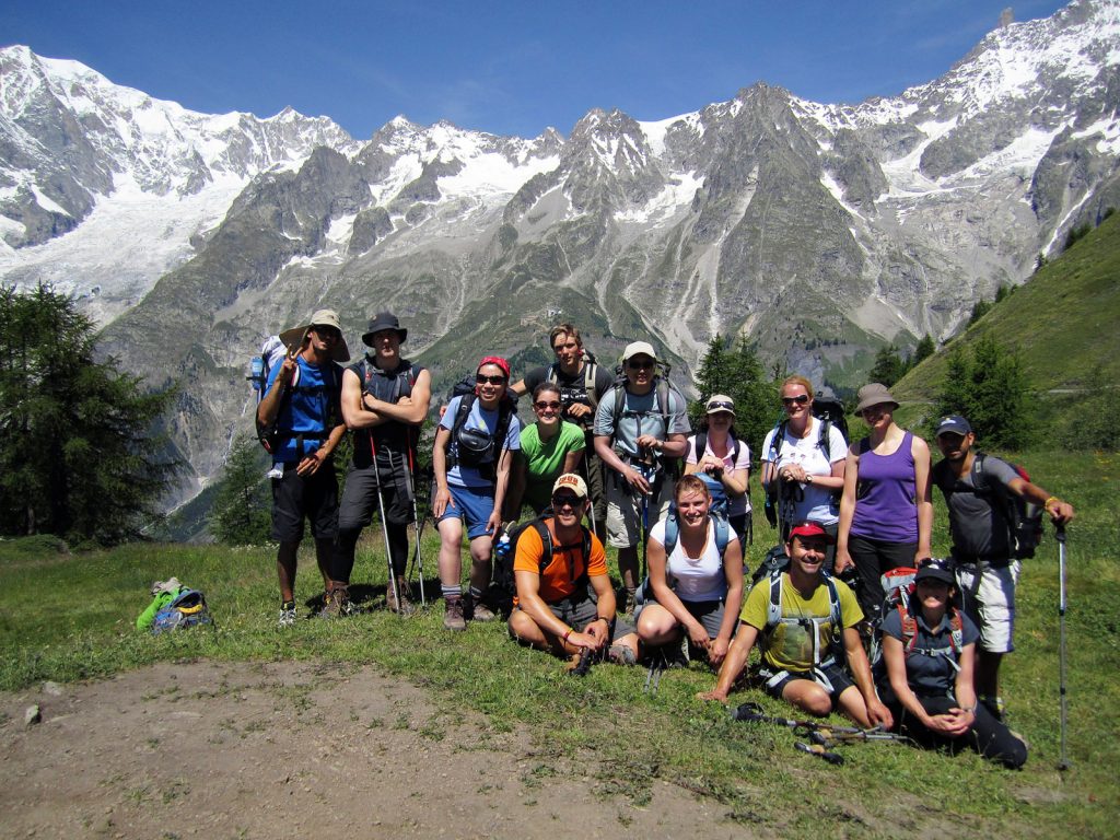 Grupo en el Tour del Mont Blanc