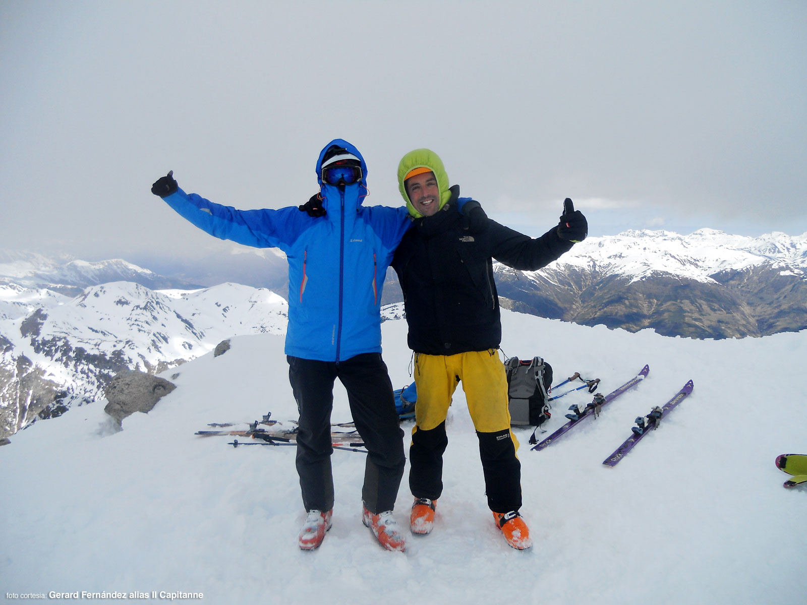 Gerard y yo en la cumbre del Montardo