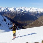 Ascendiendo el Cap des Clòsos con el valle detrás