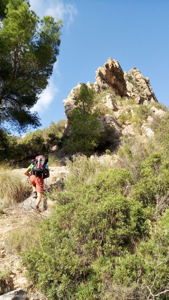 Javi llegando al inicio de la cresta