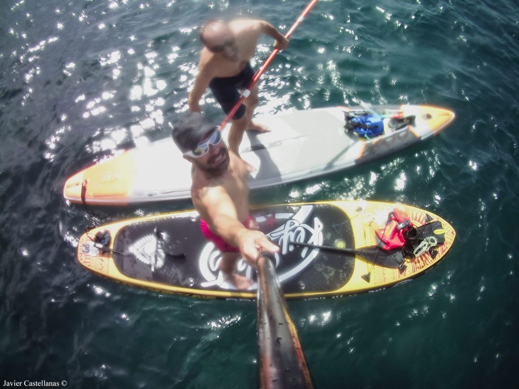 Javi y yo en nuestras tablas de paddle