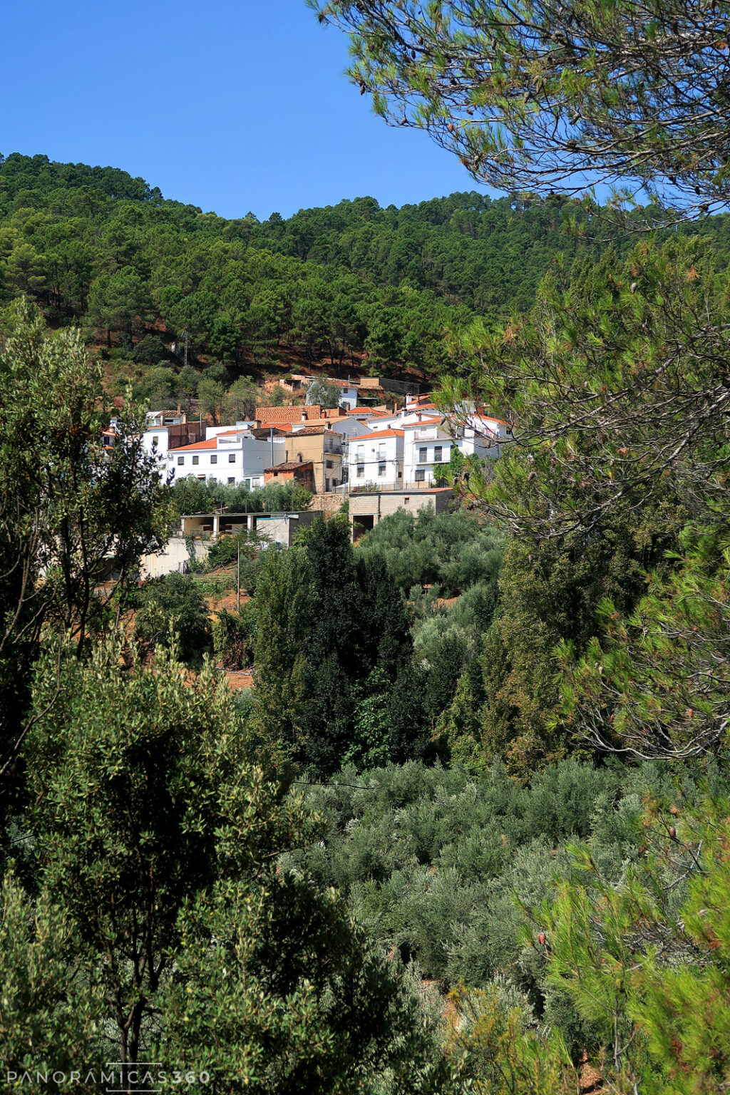 Aldea de Arroyo Frío / El Tobazo