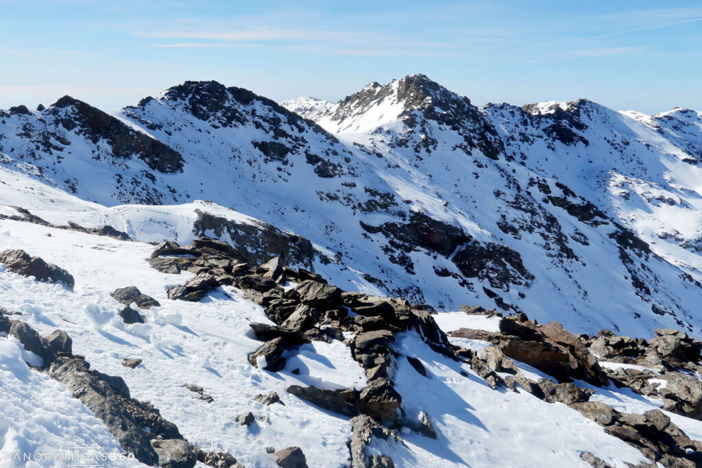 Divisoria de aguas en Sierra Nevada