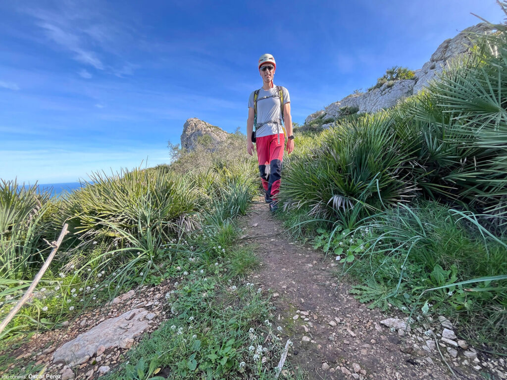 Senda en la Sierra de Segaria