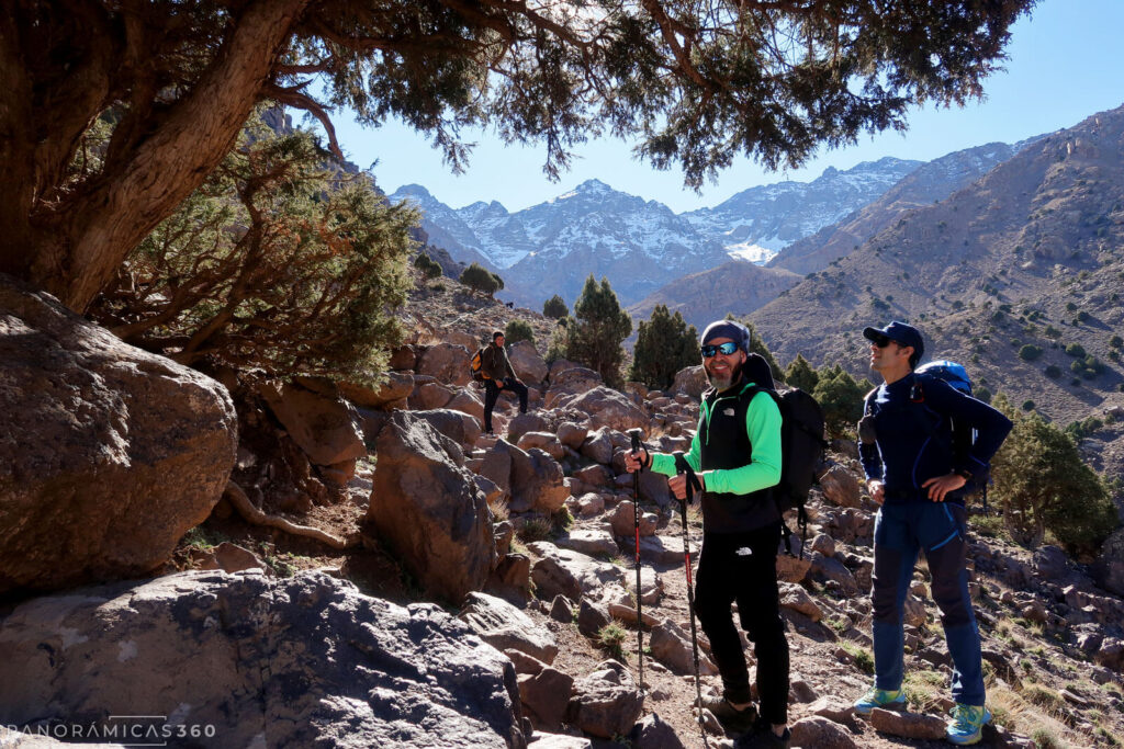 Durante el trekking de ascenso al refugio del Toubkal
