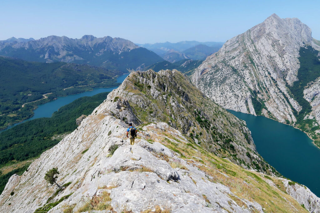 Bajando del Gilbo por la arista suroeste