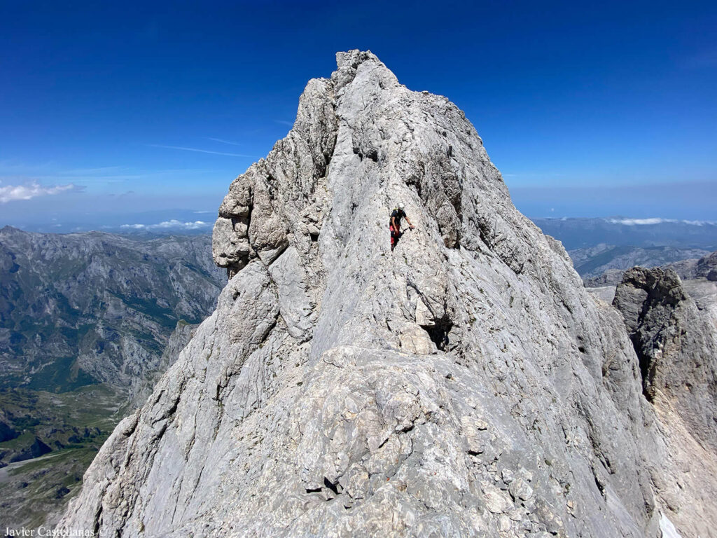 Bajada del Pico de los Cabrones