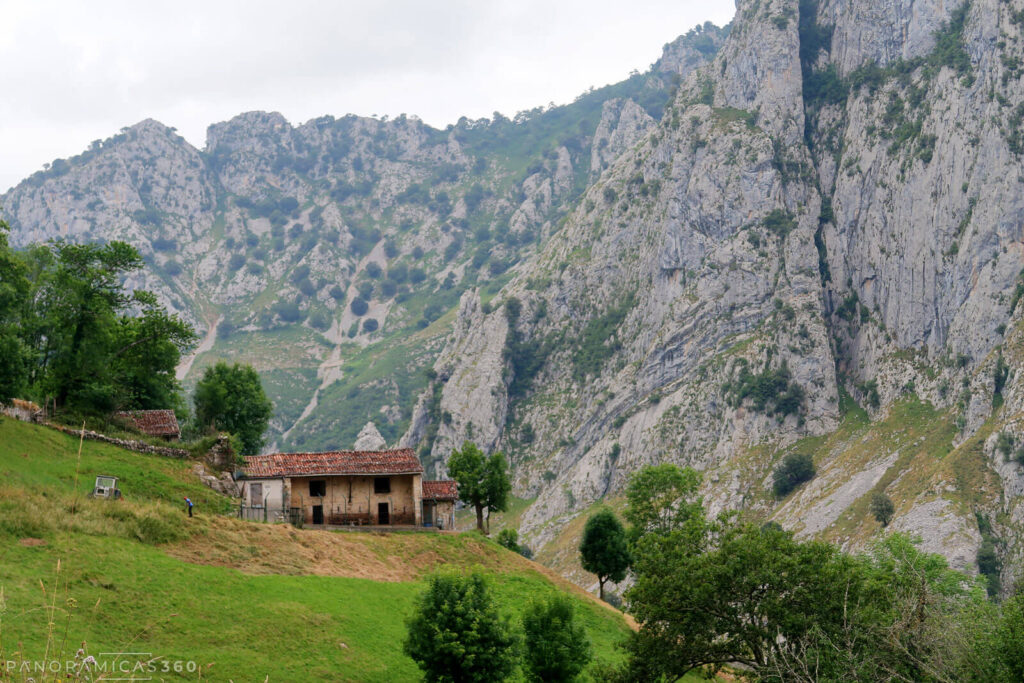 Caserío por el que pasa la ruta