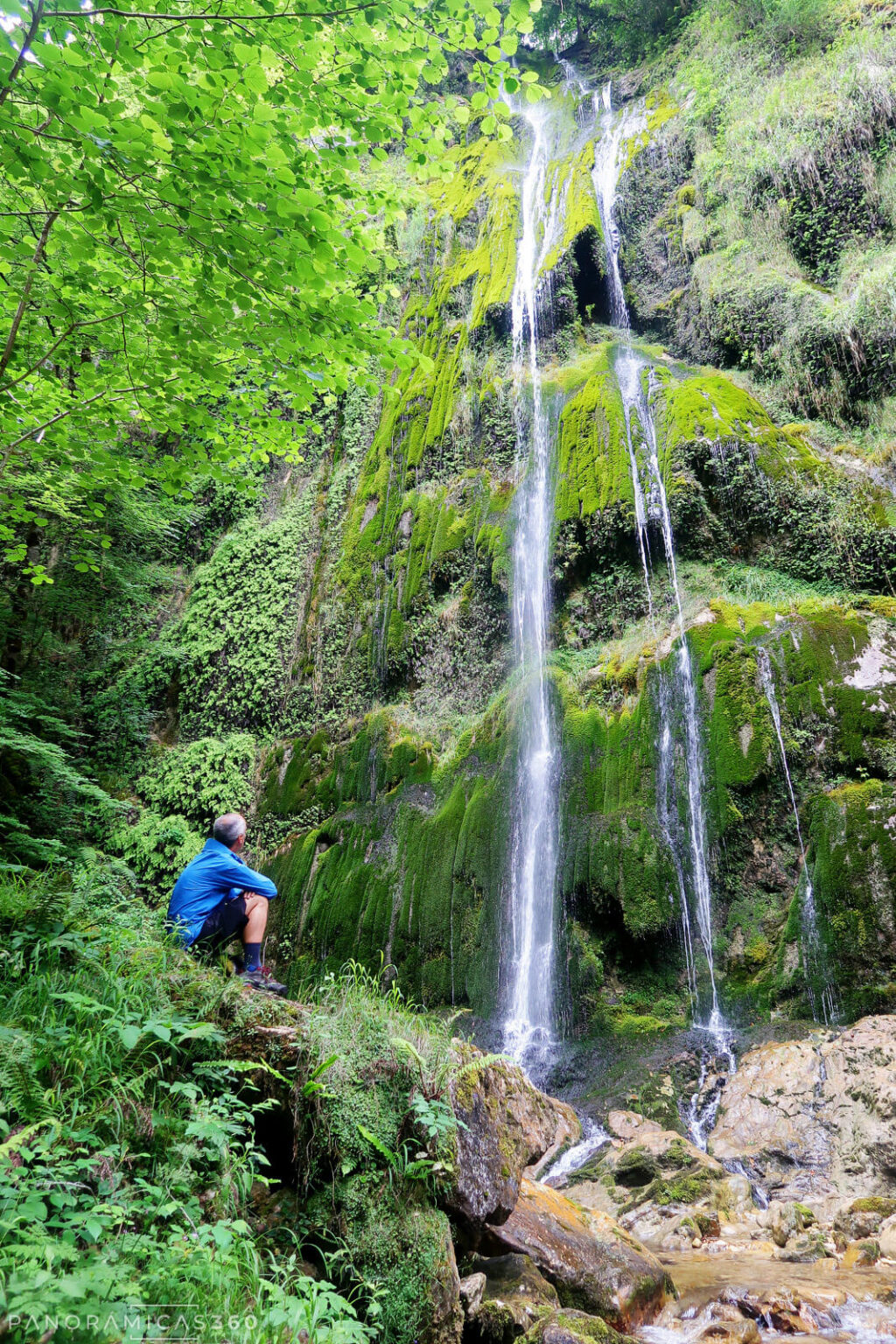 Observando el Saltu'l Caleyu