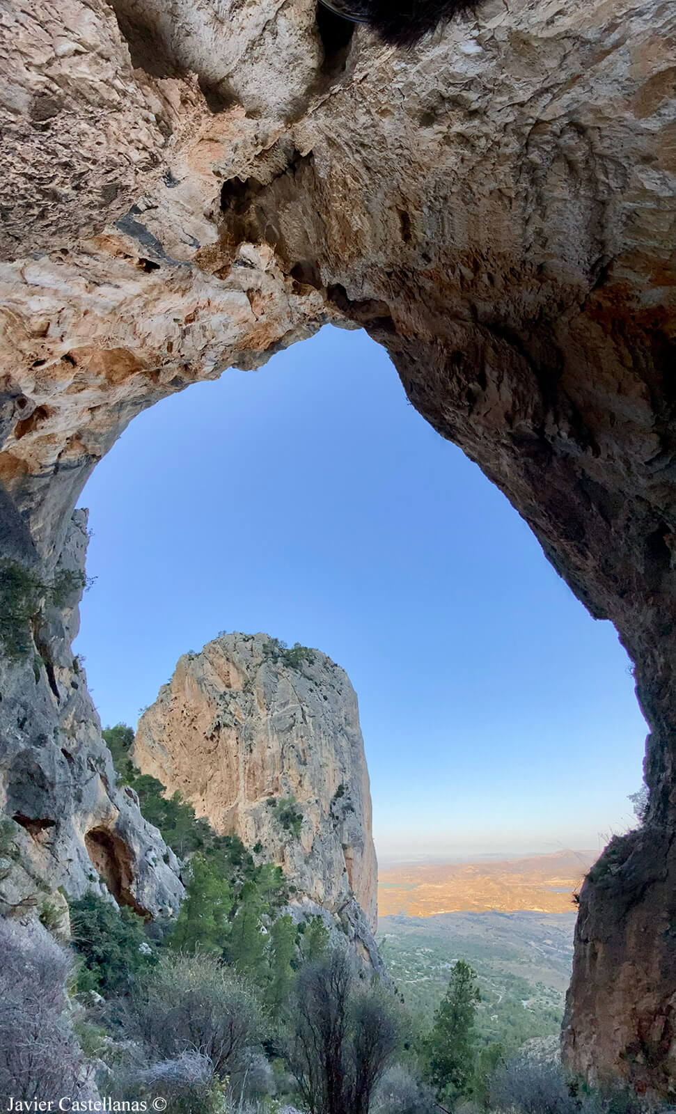 Penya d'Alacant desde cerca del pie de vía